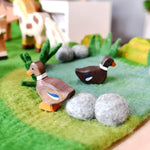 Load image into Gallery viewer, Tara Treasures Felt Play Mat Playscape - Farm (Large)