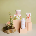 Load image into Gallery viewer, Huxter Bath Soak 300g Boxed - White Florals & French Pear