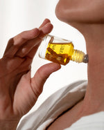 Load image into Gallery viewer, Stray Willow Essential Oil Perfume - Velvet Ruse