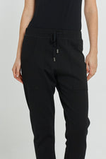 Load image into Gallery viewer, Betty Basics Noelle Jogger - Black