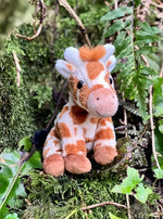 Load image into Gallery viewer, Cuddle Cubs by Charlie Bears - Giraffe