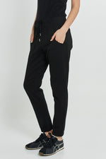 Load image into Gallery viewer, Betty Basics Noelle Jogger - Black