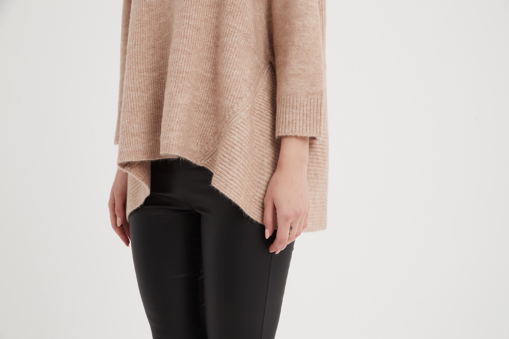 Tirelli Half Sleeve Pullover - Beige [CLR:BEIGE SZ:S/M]