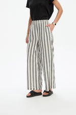 Load image into Gallery viewer, Tirelli Palazzo Pant - Black Stripe [CLR:BLACK STRIPE SZ:S]
