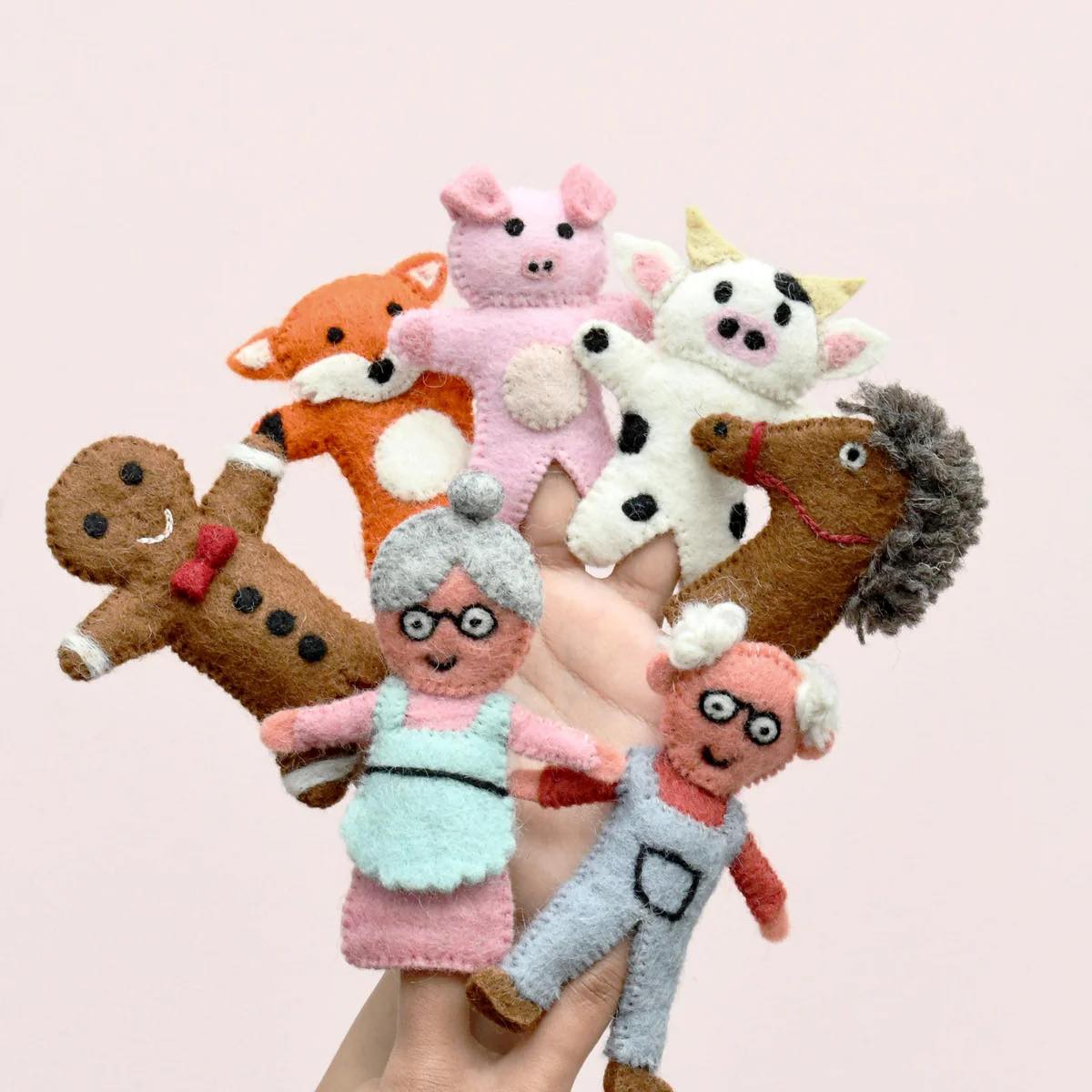 Tara Treasures Felt Finger Puppet Set of 7 - The Gingerbread Man