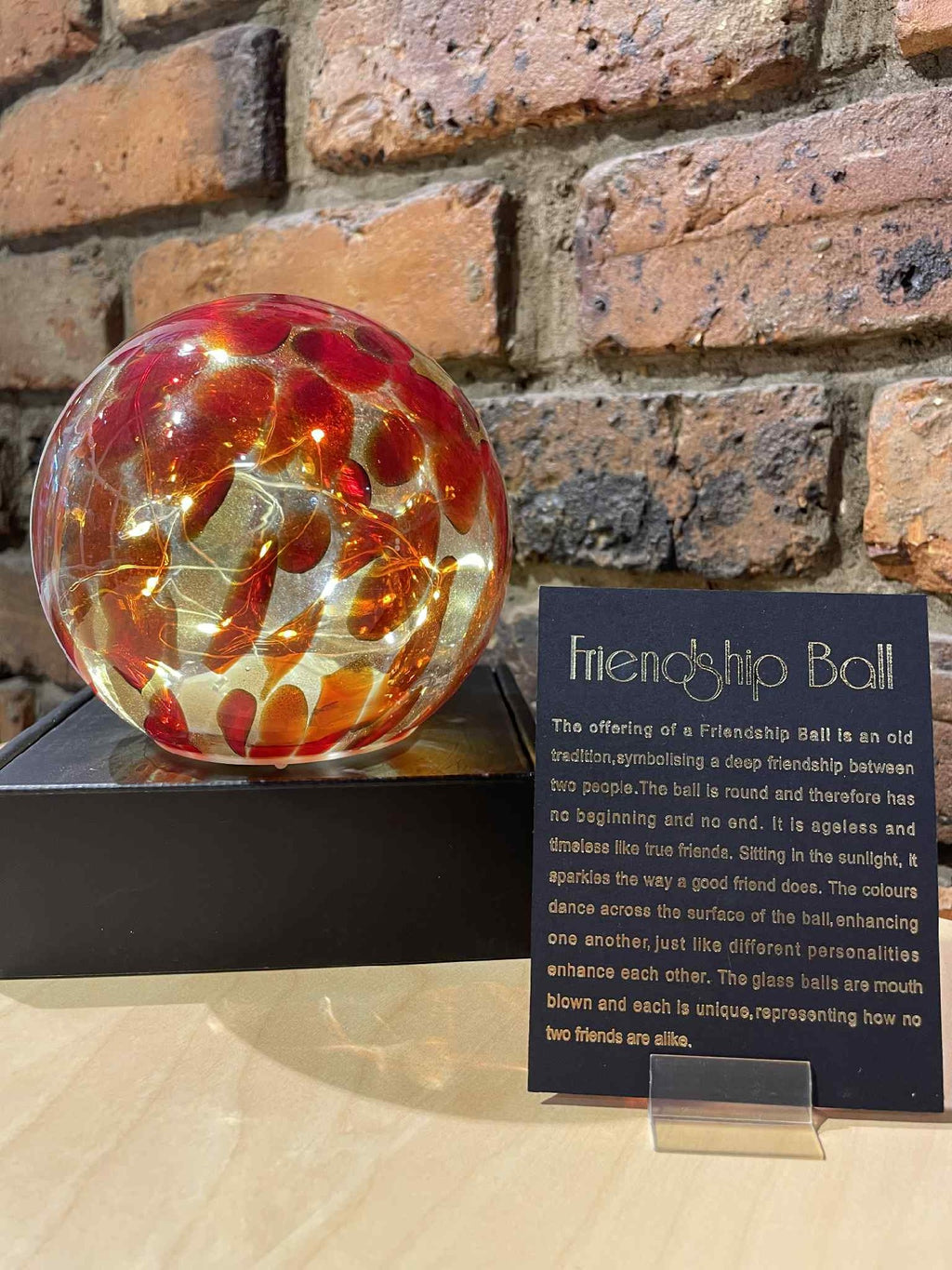 Caravel Friendship Ball Glow Light - Red & Gold