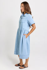 Load image into Gallery viewer, Betty Basics Willow Denim Dress [CLR:MEDIUM WASH BLUE DENIM SZ:6]

