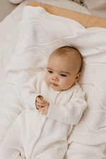 Load image into Gallery viewer, Confetti Kidz Classic Knit Romper - Milk [SZ:0-3 MONTHS (000)]
