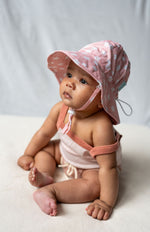 Load image into Gallery viewer, Acorn Kids INFANT Wide Brim Hat - Petunia [SZ:XS 46cm (0-9mths)]
