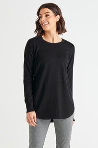 Betty Basics Sophie Lightweight Relaxed Knit Jumper - Black [CLR:BLACK SZ:8]