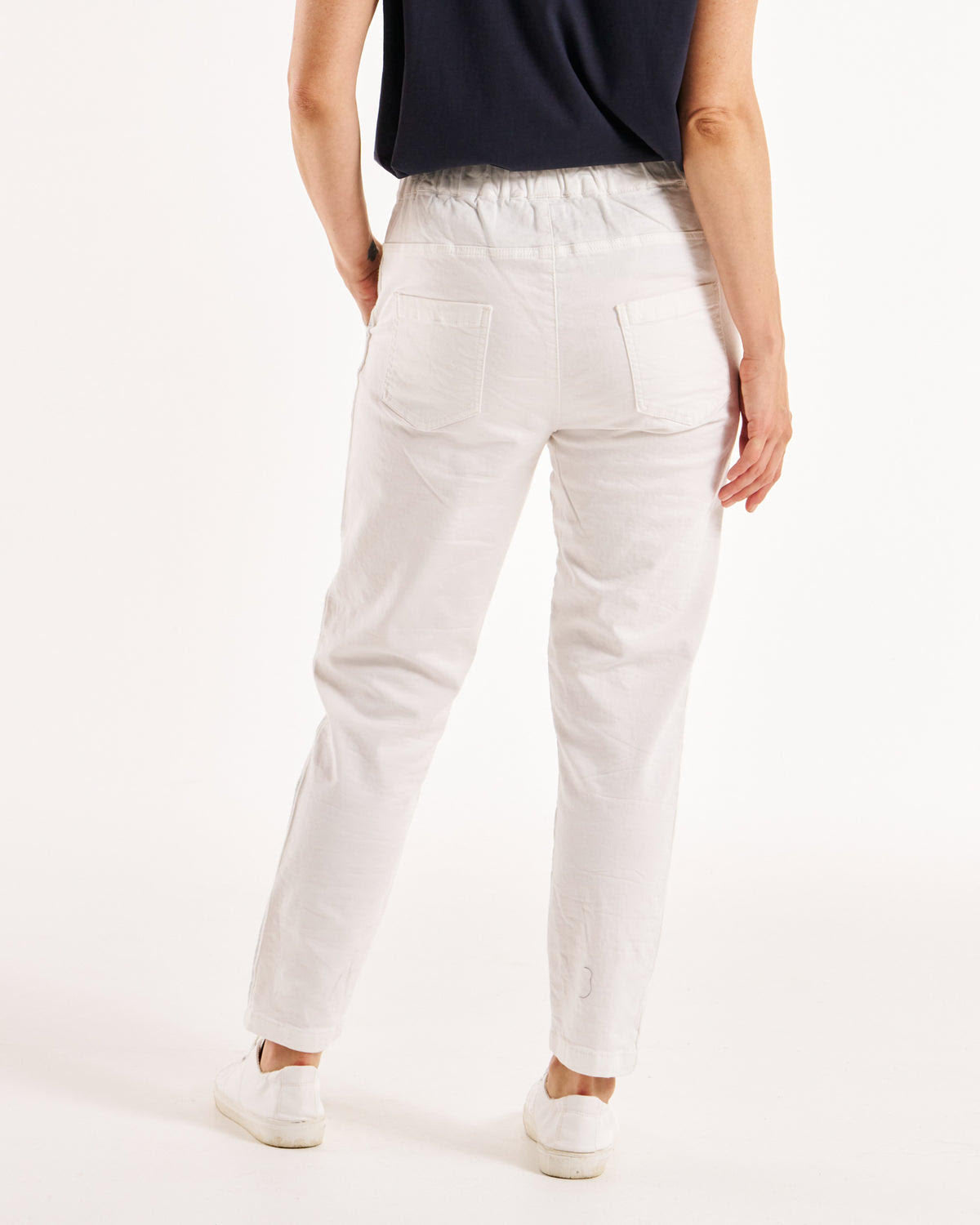 Betty Basics Brooks Jean - White [CLR:WHITE  SZ:8]