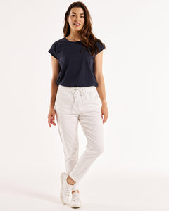 Betty Basics Brooks Jean - White [CLR:WHITE  SZ:8]