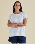 Load image into Gallery viewer, Betty Basics Shirley Short Sleeve Tee - White [SZ:6]
