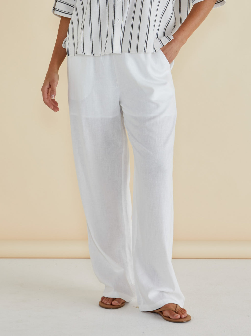 Betty Basics Zaza Relax Pant - White [CLR:WHITE SZ:8]