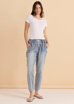 Load image into Gallery viewer, Betty Basics Brooks Jean - Light Blue Wash [SZ:8]
