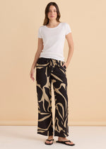 Load image into Gallery viewer, Betty Basics Sutton Relaxed Pant - Monochrome Floral [SZ:8]

