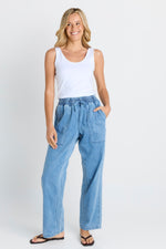 Load image into Gallery viewer, Betty Basics Quinn Cotton Jogger - Blue Medium [SZ:8]
