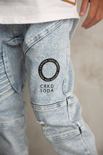 Load image into Gallery viewer, Cracked Soda Jaxton Detailed Print Jeans - Denim Blue [CLR:DENIM BLUE SZ:3]
