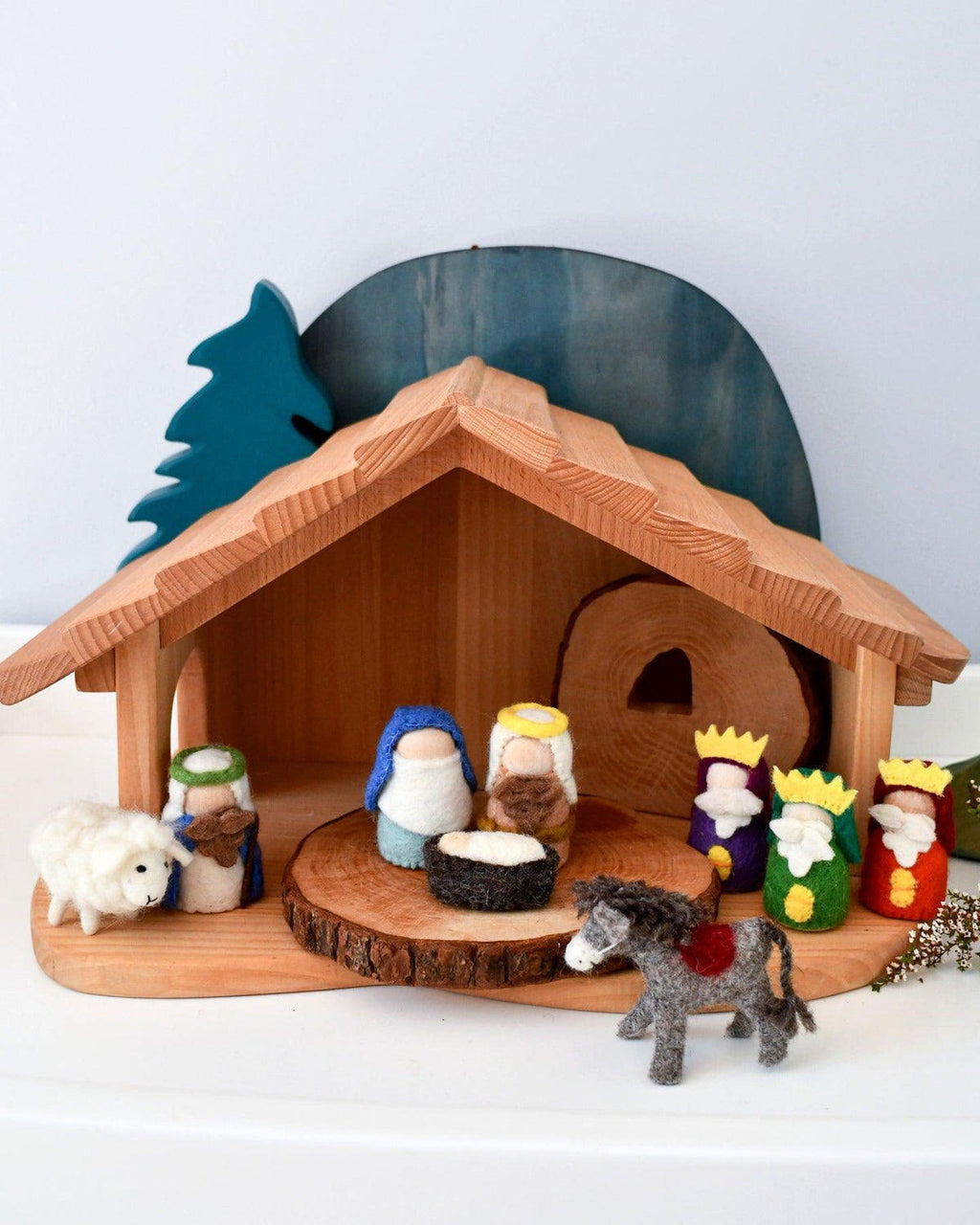 Tara Treasures Felt Christmas Nativity Peg Doll Set