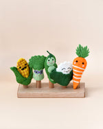 Load image into Gallery viewer, Tara Treasures Felt Finger Puppet Set of 5 - Vegetables
