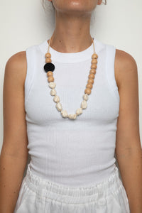 Holiday Robe Necklace - Natural/Black