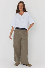 Load image into Gallery viewer, Alexandra Australia Bronte T-Shirt - White [SZ:XS/8]

