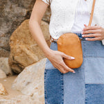 Load image into Gallery viewer, Dusky Robin Bobbi Bag - Tan
