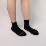 Load image into Gallery viewer, Paire Quarter Socks - Black [CLR:BLACK SZ:S]
