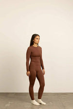 Load image into Gallery viewer, Paire Foundation Thermal LONG SLEEVE - Brown [CLR:BROWN  SZ:XS-M]
